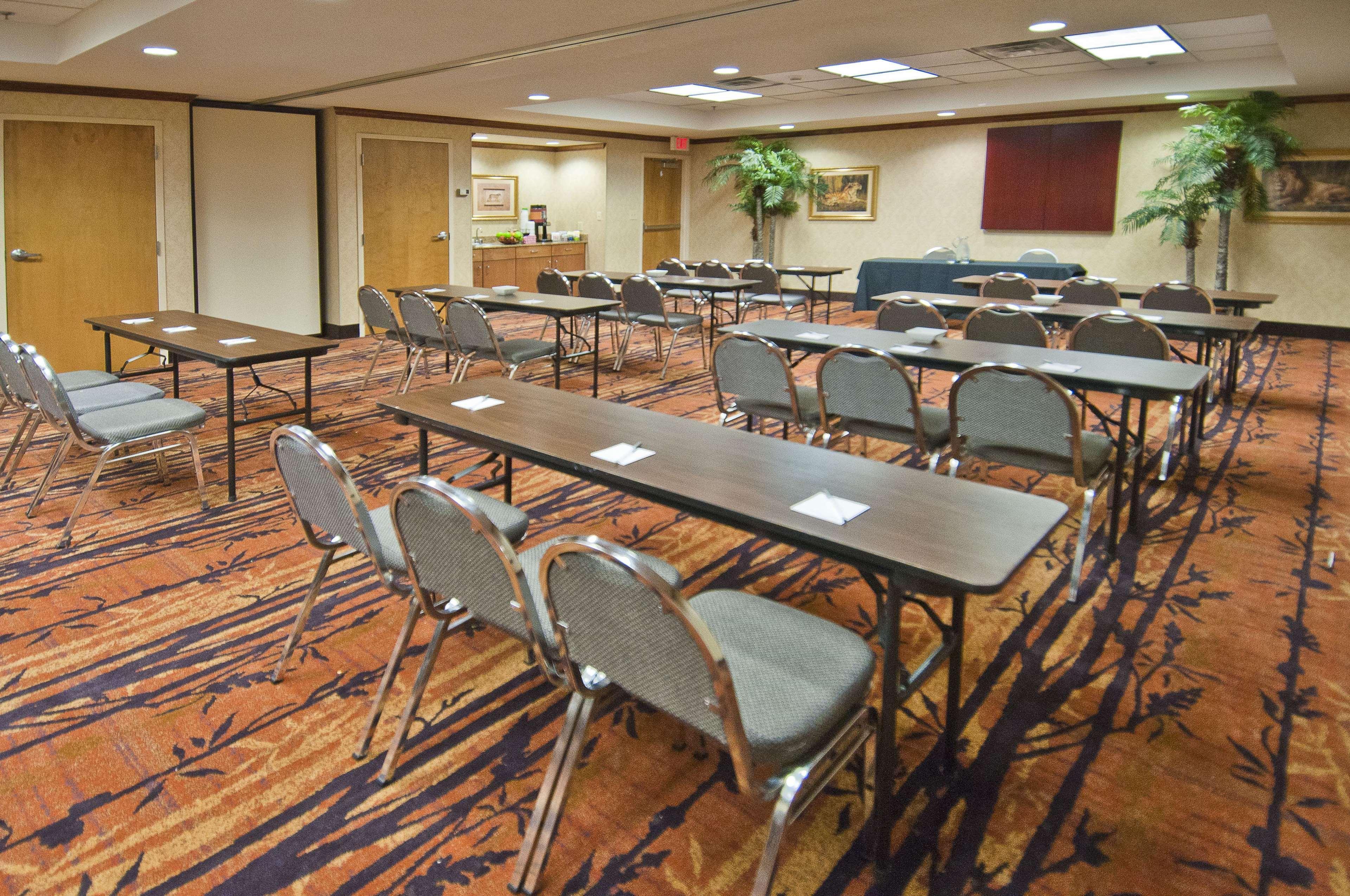 Hampton Inn Canton Exteriér fotografie